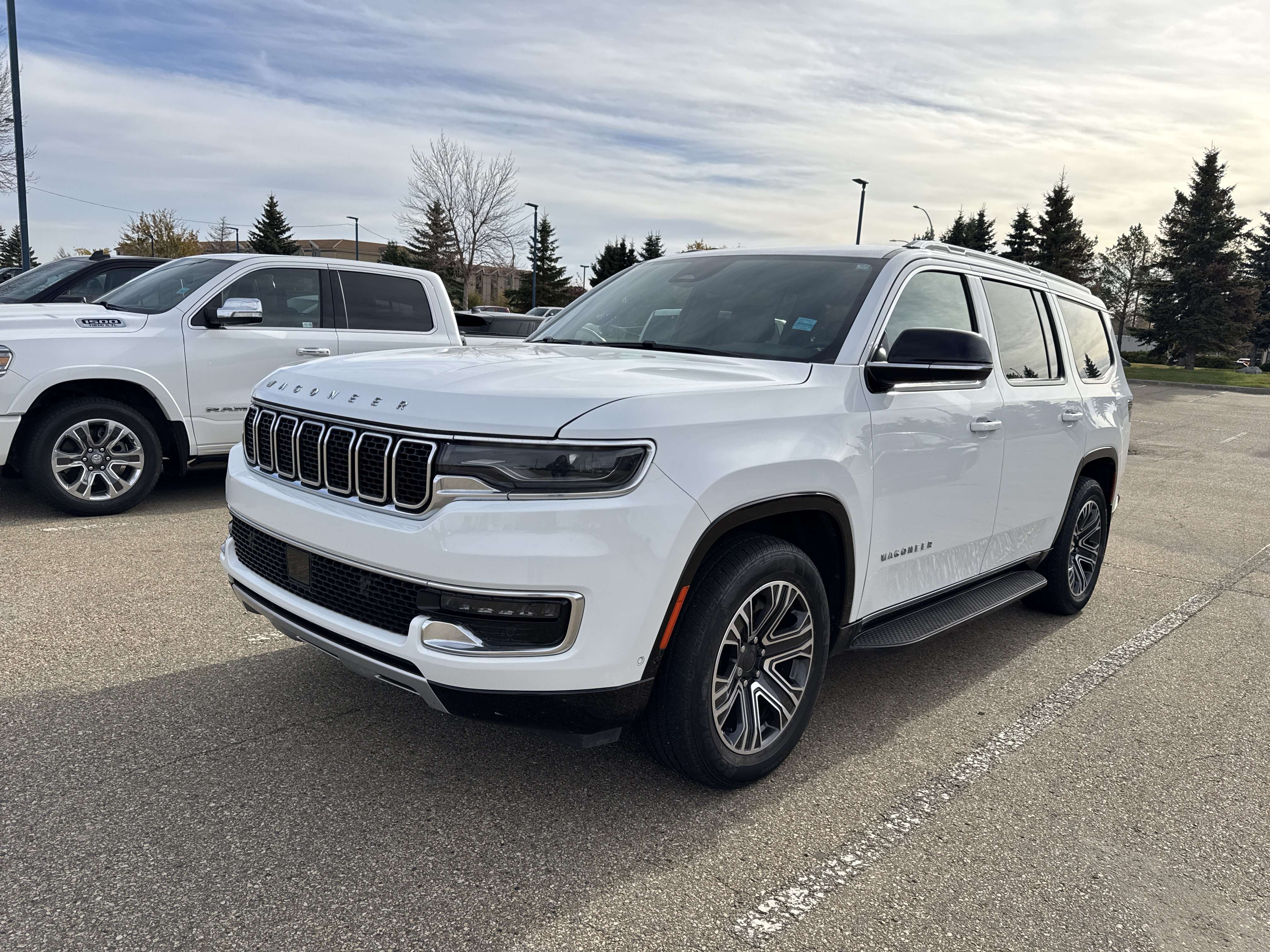 2023 Jeep Wagoneer 4WD