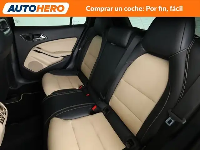 Mercedes-Benz Gla view 15