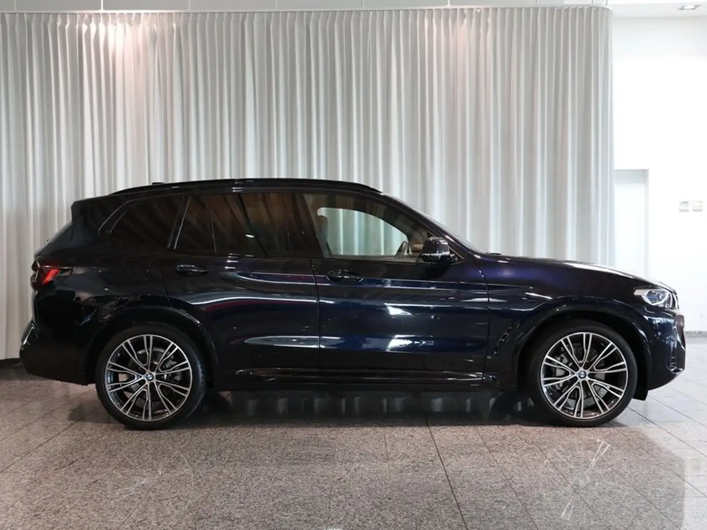 BMW X3 xDrive30d M Sport 21Zoll LKHZ RFK Laser DrivAss Schwarz - 2