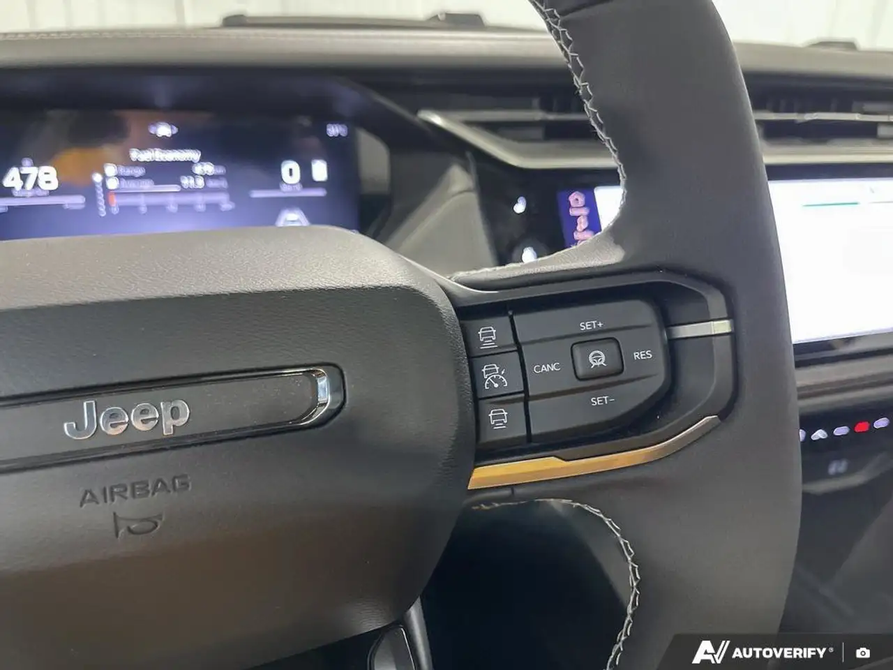 Jeep Cherokee снимка Jeep Cherokee