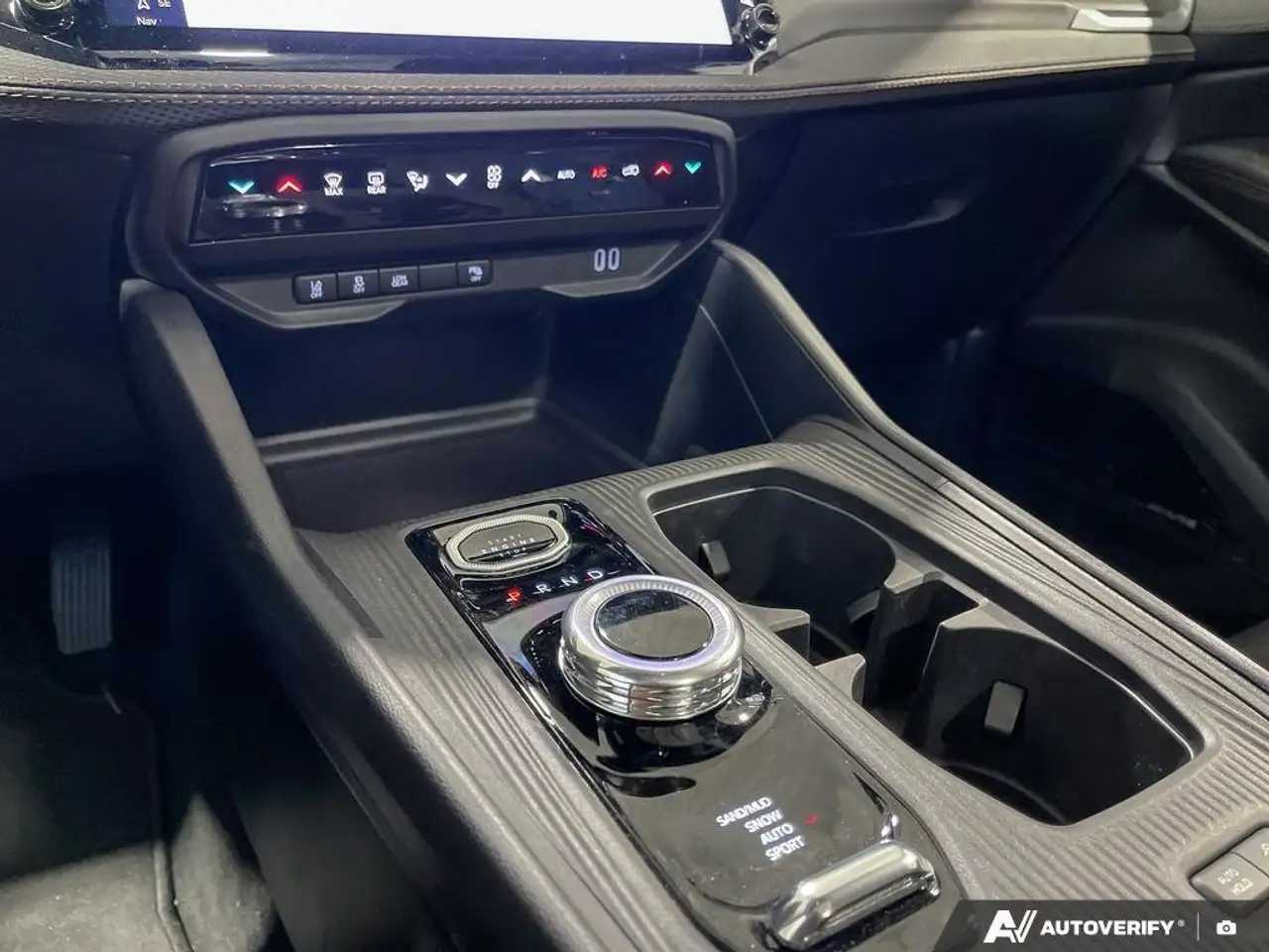 Jeep Cherokee снимка Jeep Cherokee