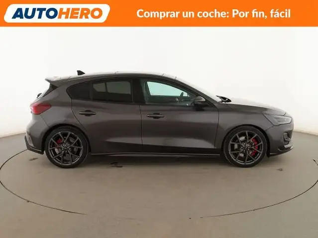 Ford Focus view 7