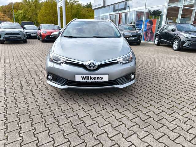 Toyota Auris Touring Sports Design Edition