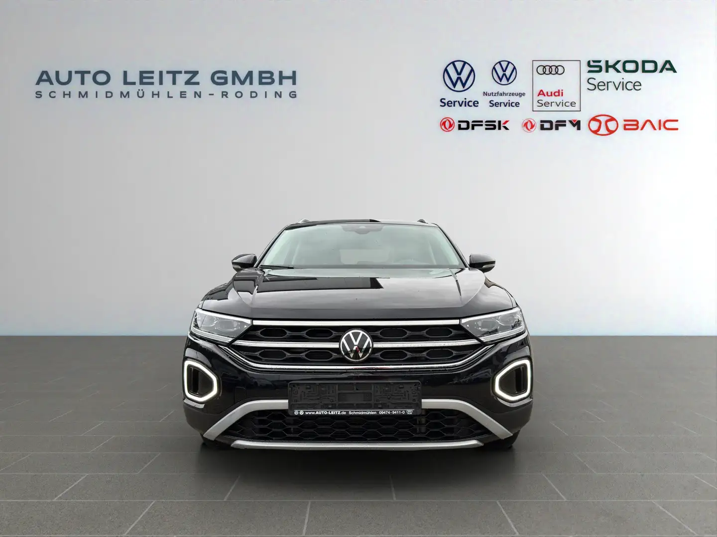 Volkswagen T-Roc 1.5 TSI DSG Style AHK ACC Navi LED VC LM17 Noir - 2