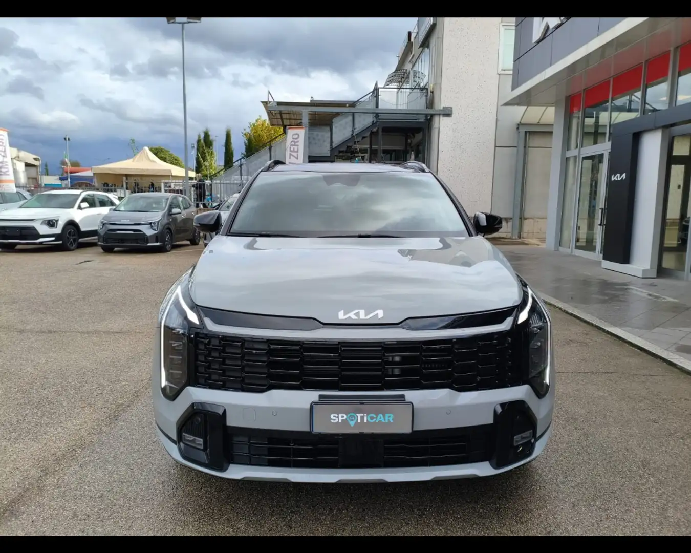 Kia Sportage 1.6 CRDi MHEV GT-line Sunroof Pack Grau - 2