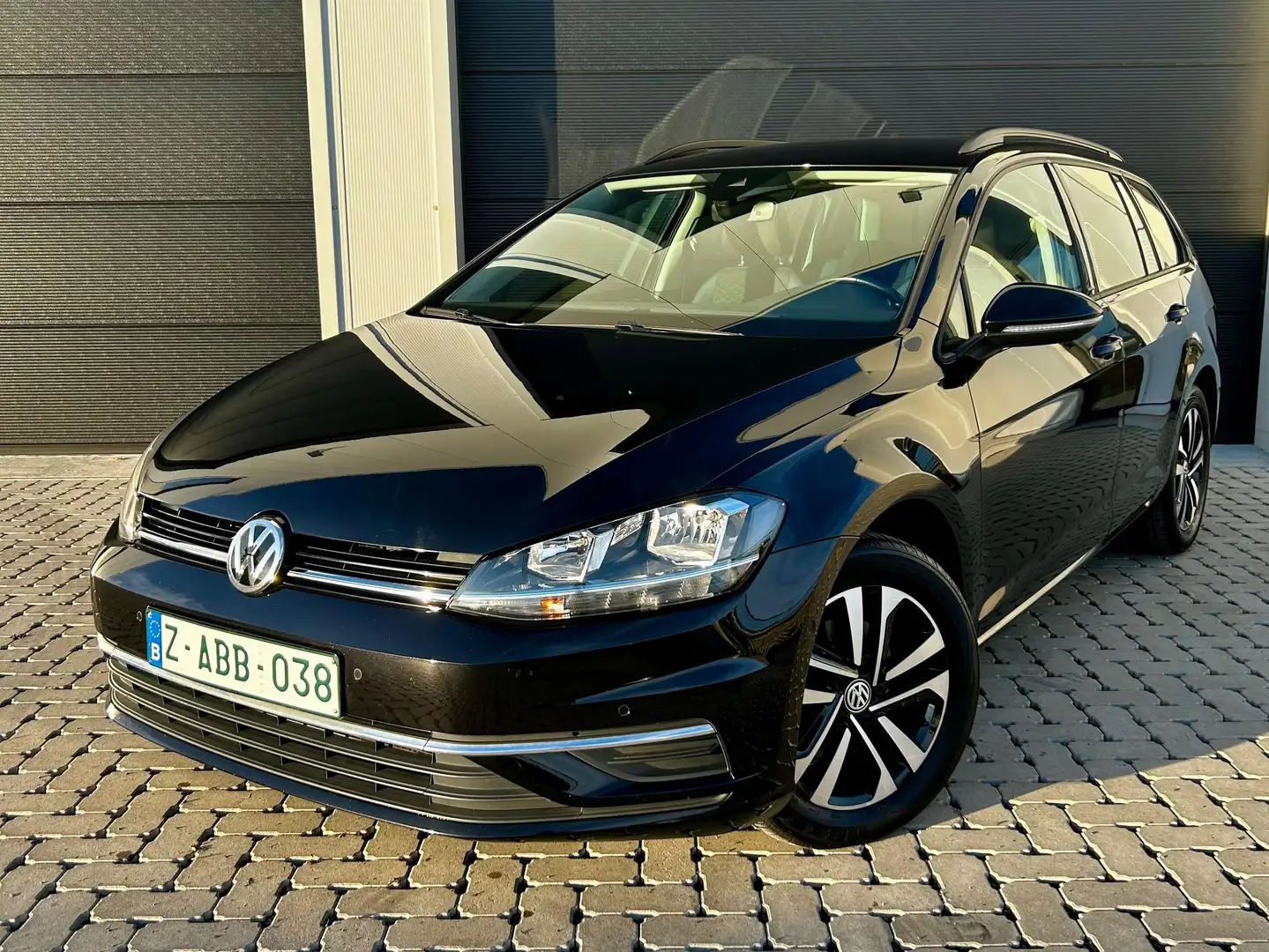 Volkswagen Golf Variant Golf Variant 1.5 TSI ACT OPF DSG IQ.DRIVE Zwart - 1
