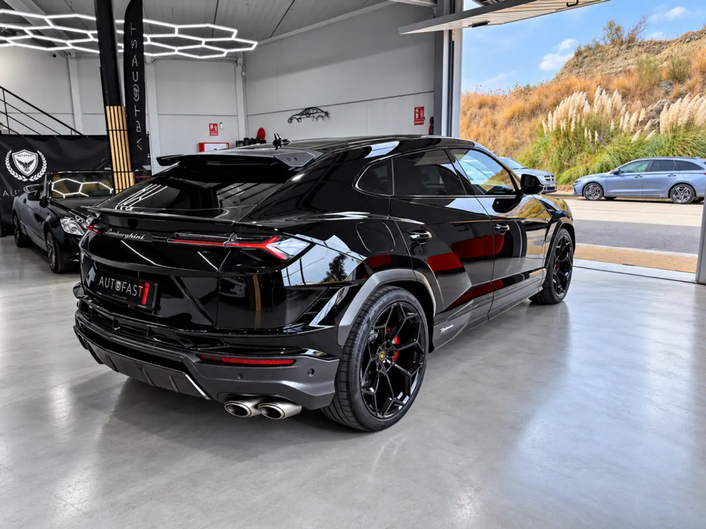 Lamborghini Urus Performante Negro - 2