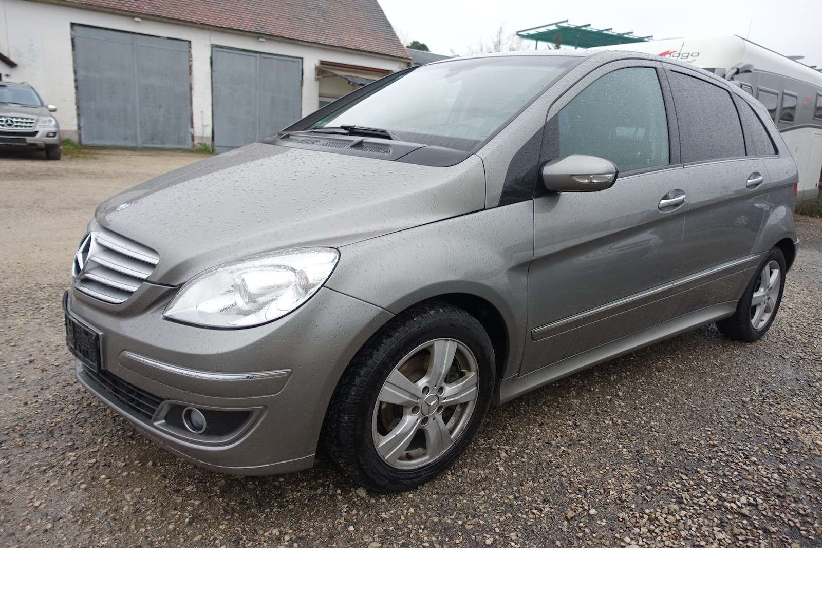 Second hand Mercedes Benz B-Class 200