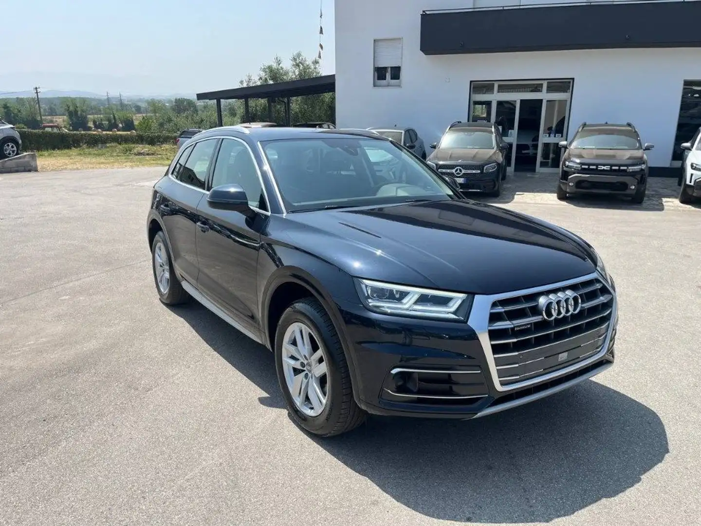 Audi Q5 2.0 TDI 190 CV quattro S tronic Sport Nero - 2