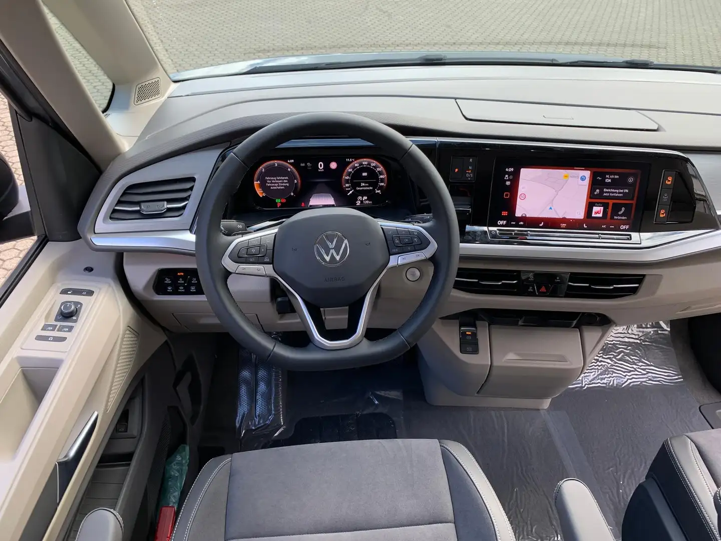 Volkswagen T7 Multivan Edition lang ArtVelours AHK EasyOpen LÜ Pano Grau - 2