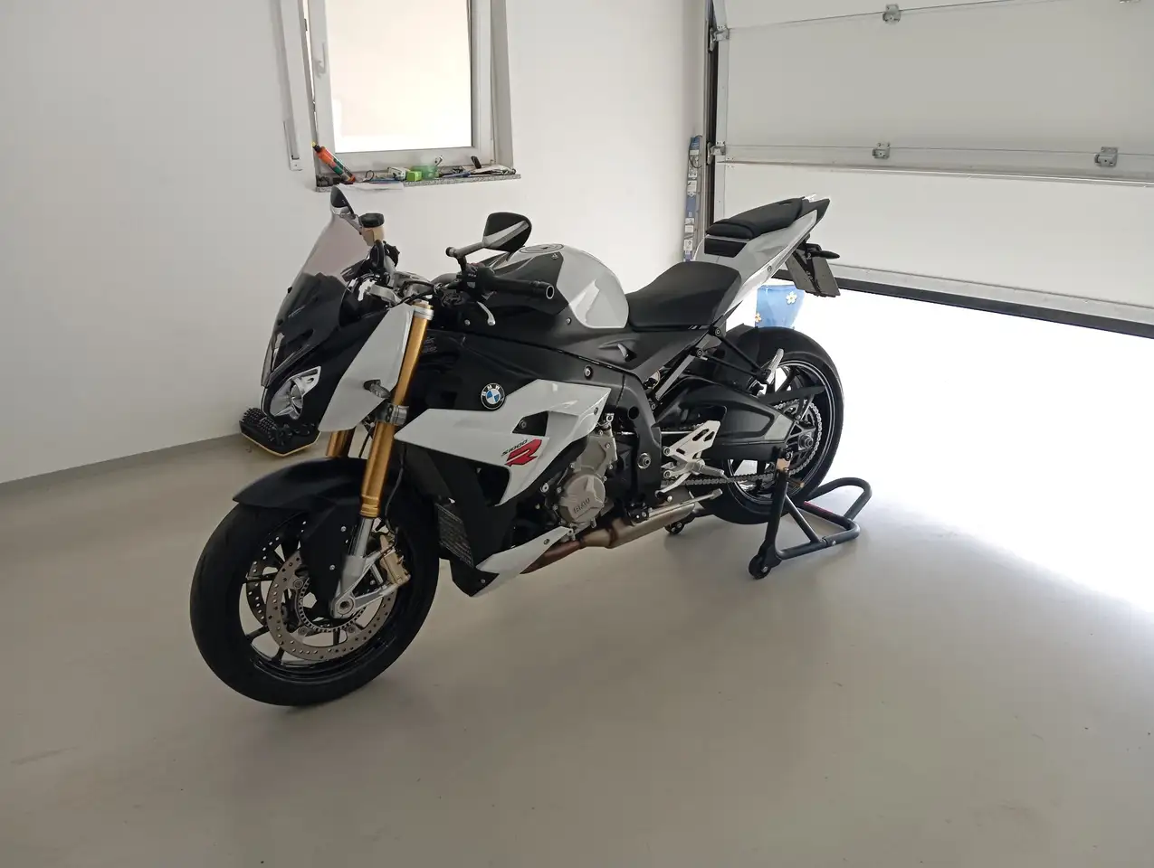 BMW S 1000 R