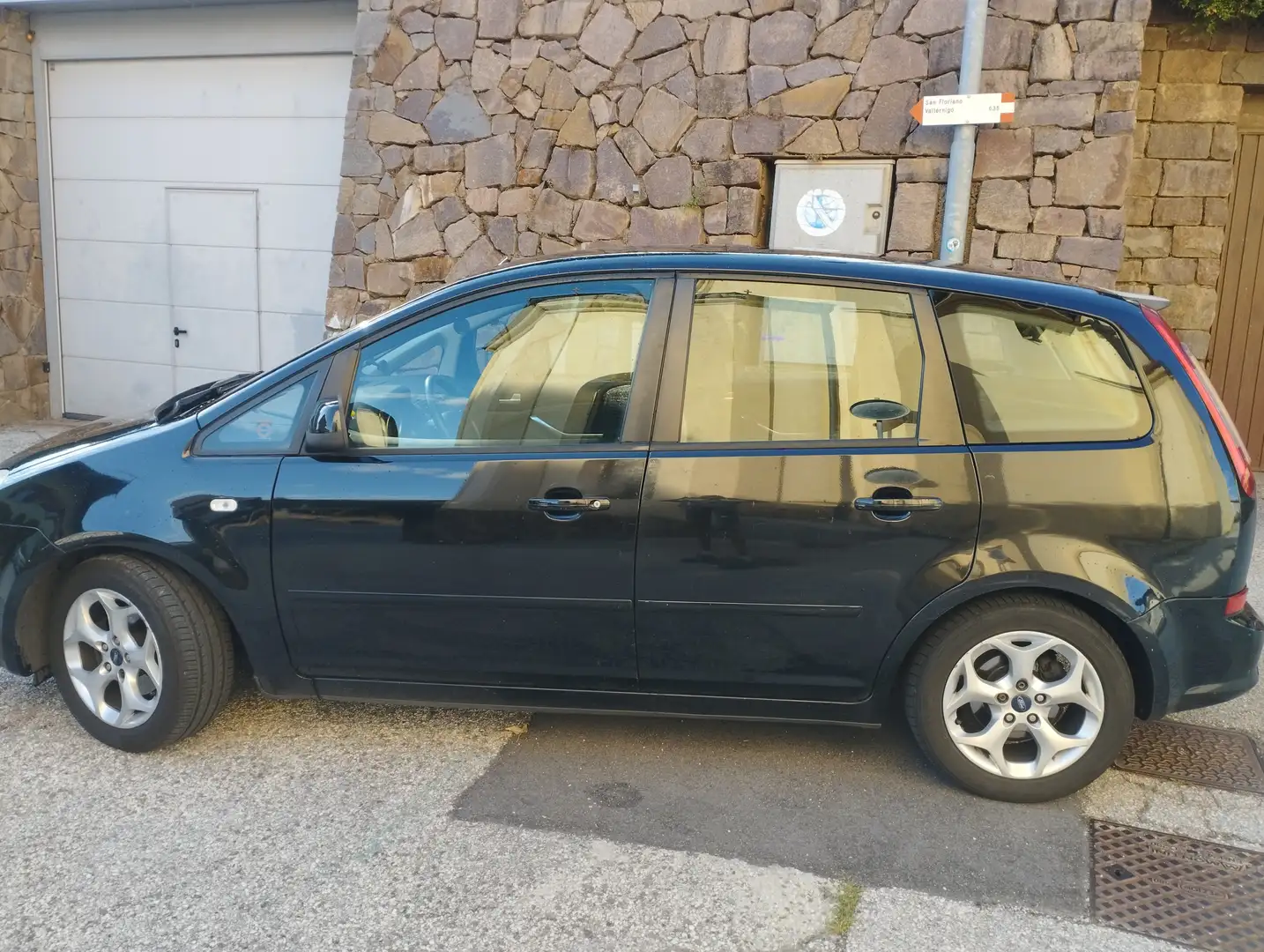 Ford C-Max C-Max 1.6 tdci Style Pack c/esp 110cv dpf Nero - 2