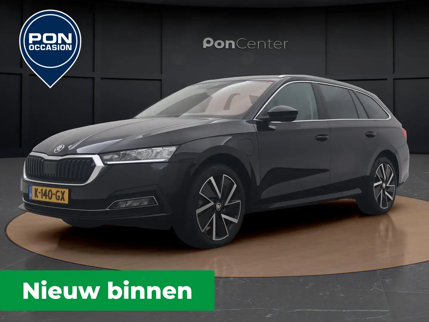 Skoda Octavia Combi 1.4 TSI iV PHEV Business Edition | NIEUW BIN Zwart - 1