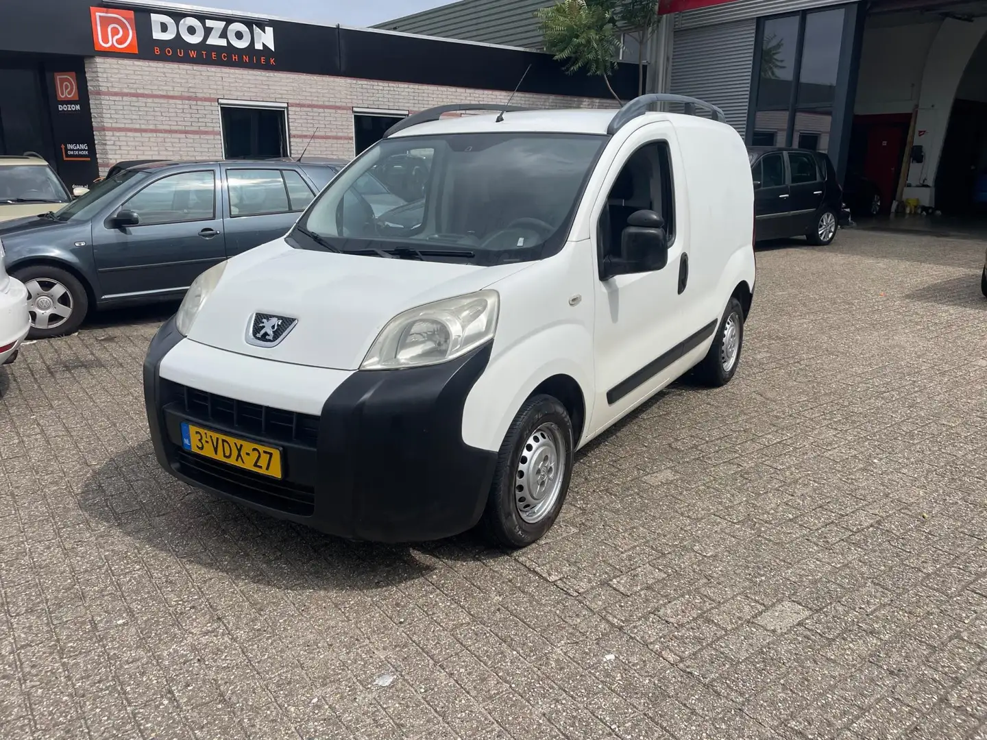 Peugeot Bipper 1.4 XT benzine airco zeer nette auto - 1