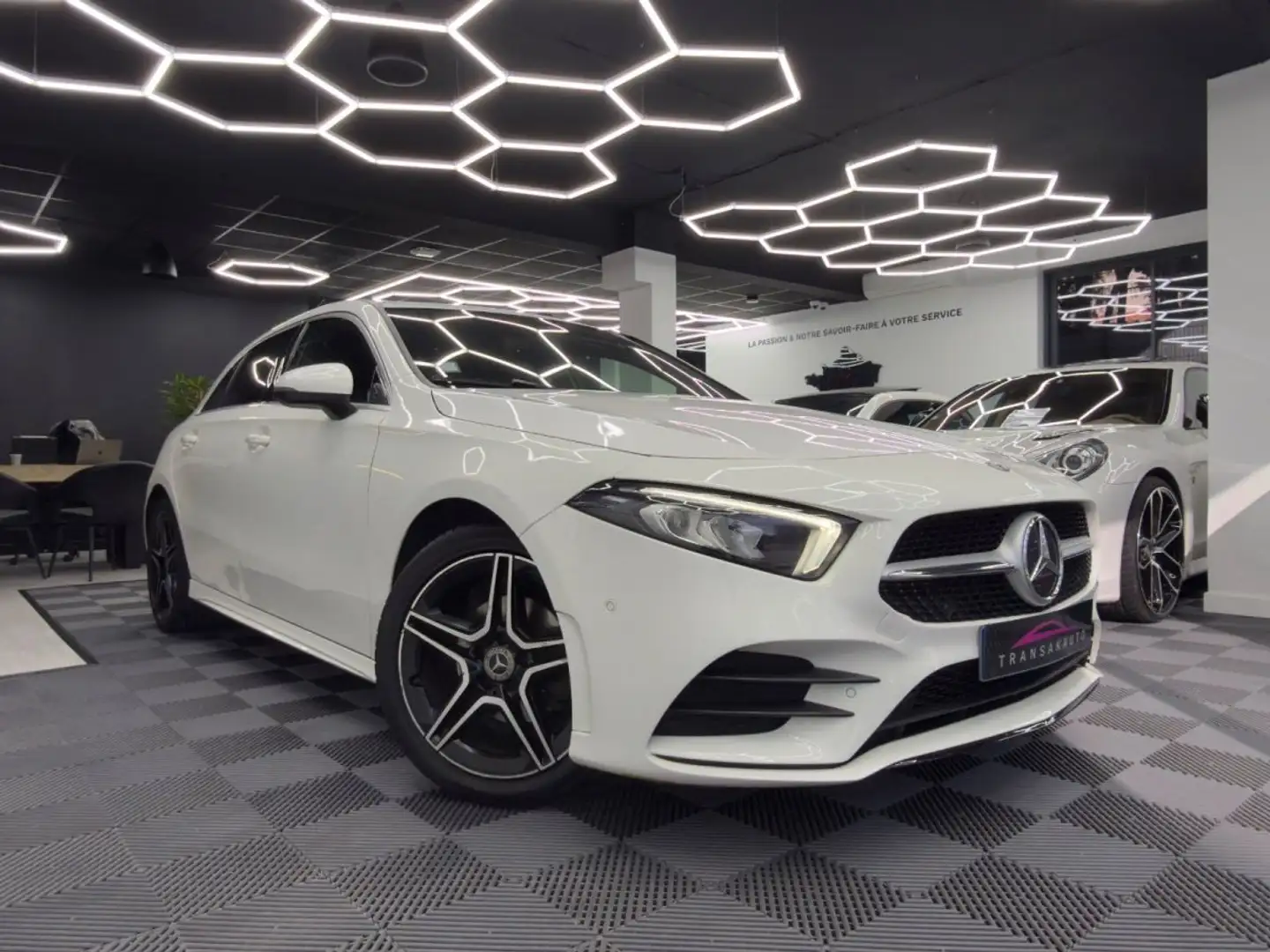 Mercedes-Benz A 180 180 d 7G-DCT Progressive Line Weiß - 1