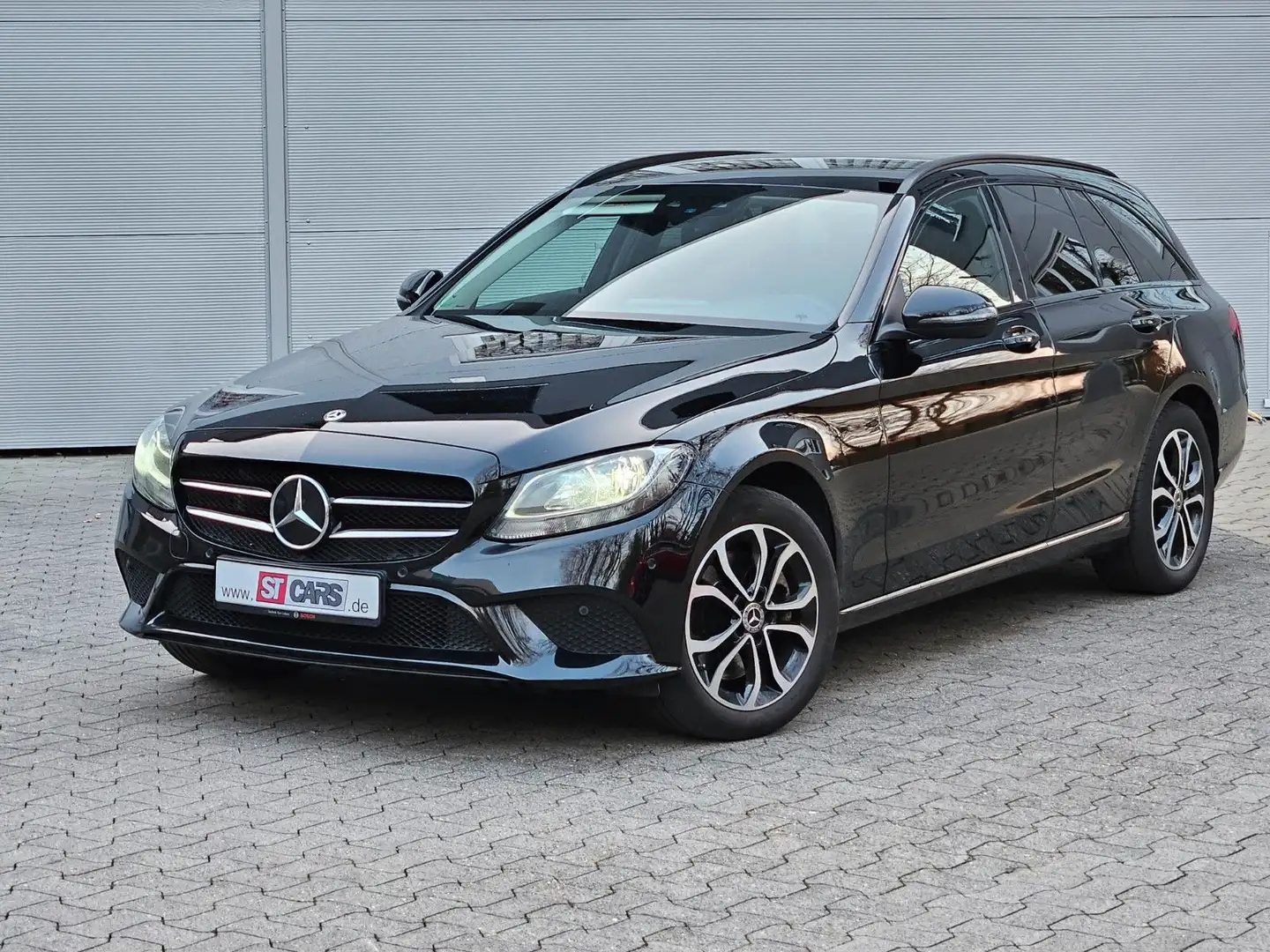 Mercedes-Benz C 300 T d 4Matic Avantgarde Navi Standh. AHK Noir - 1