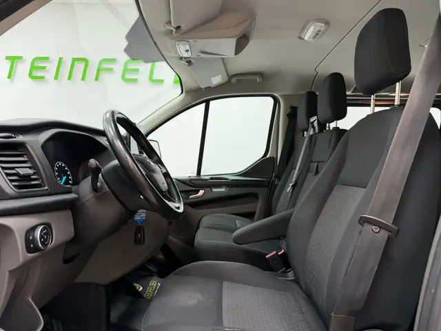 Ford Transit Custom view 11