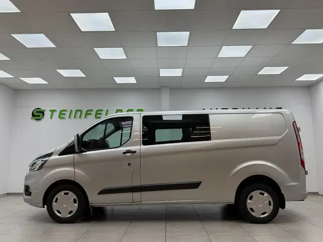 Ford Transit Custom view 8