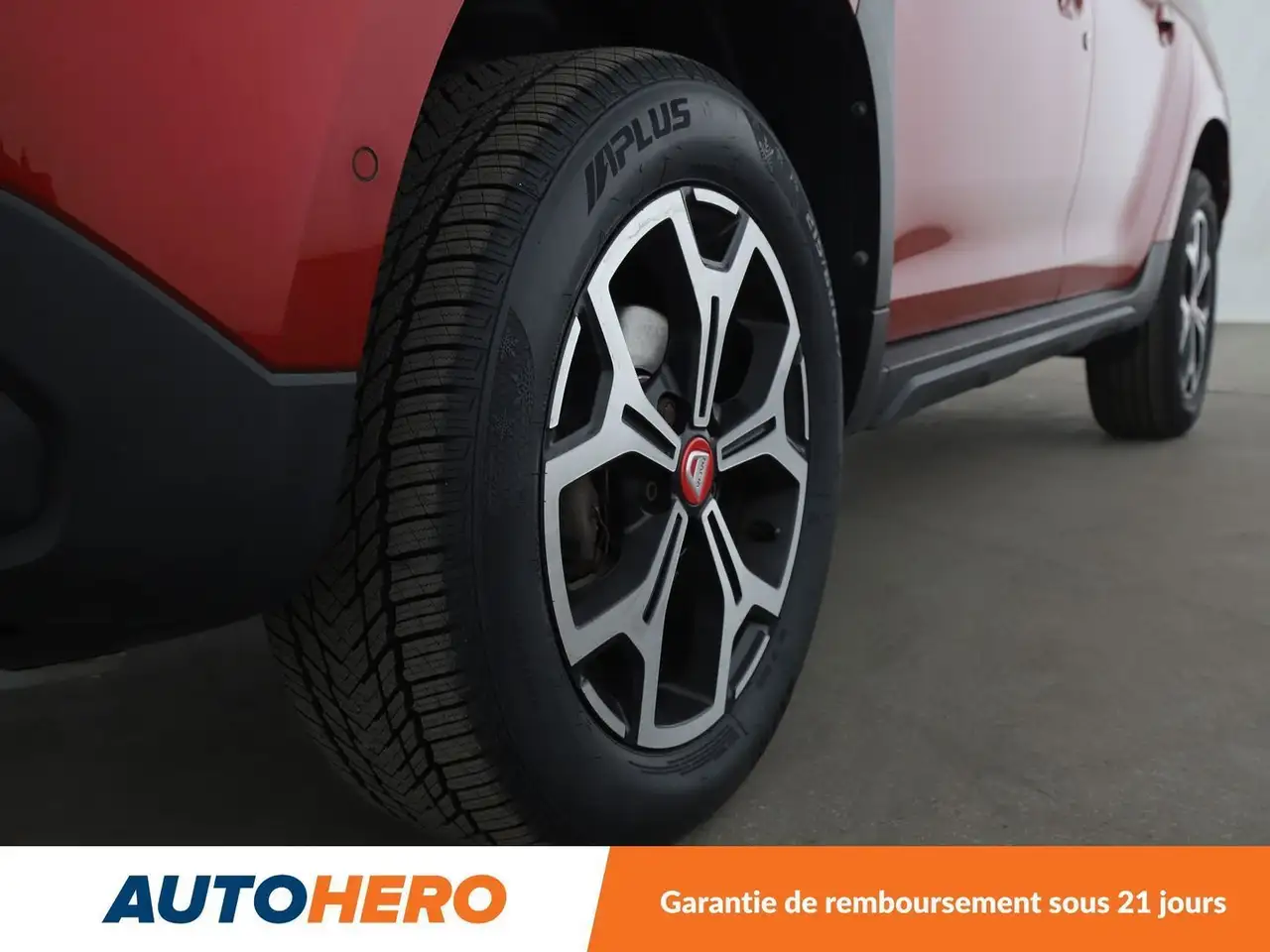 Dacia Duster — photo 28