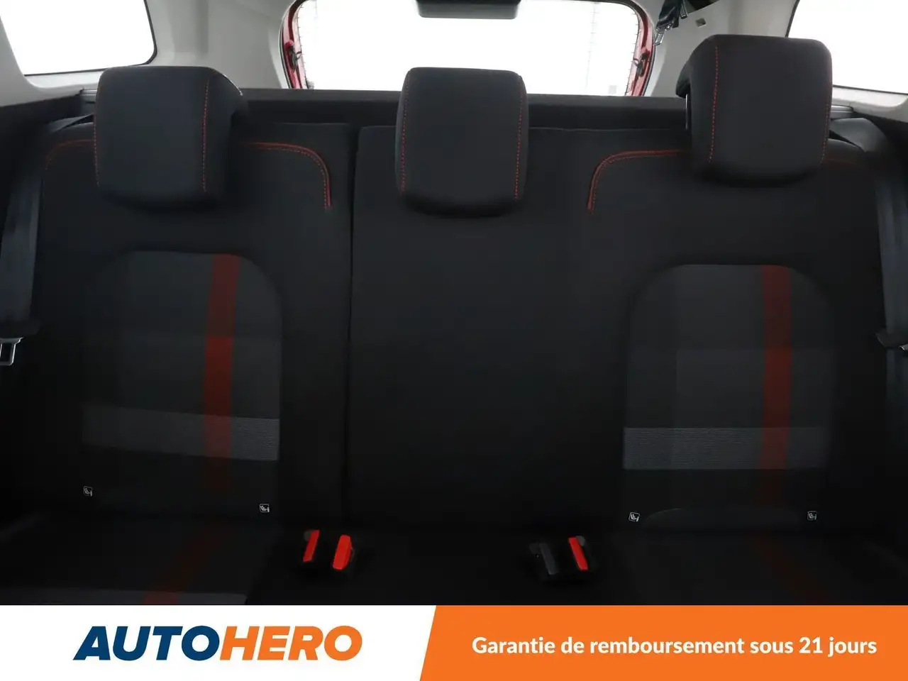 Dacia Duster — photo 15