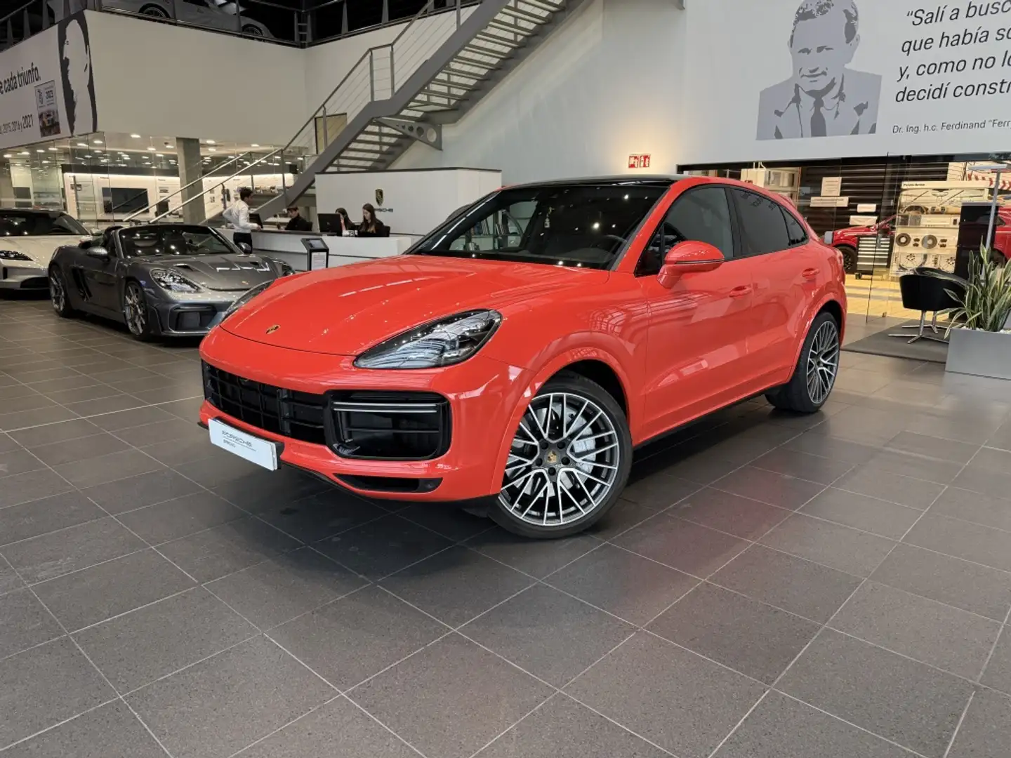 Porsche Cayenne Turbo Coupé Aut. Naranja - 1
