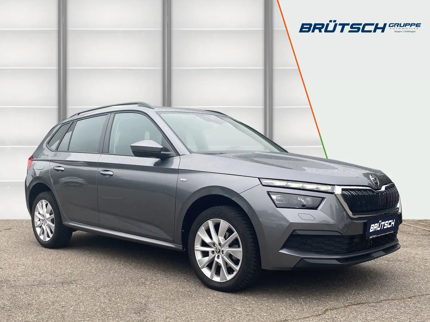 Skoda Kamiq 1.0 TSI Tour DSG / VOLL-LED / NAVI / TEMPOMAT / SI Gris - 2