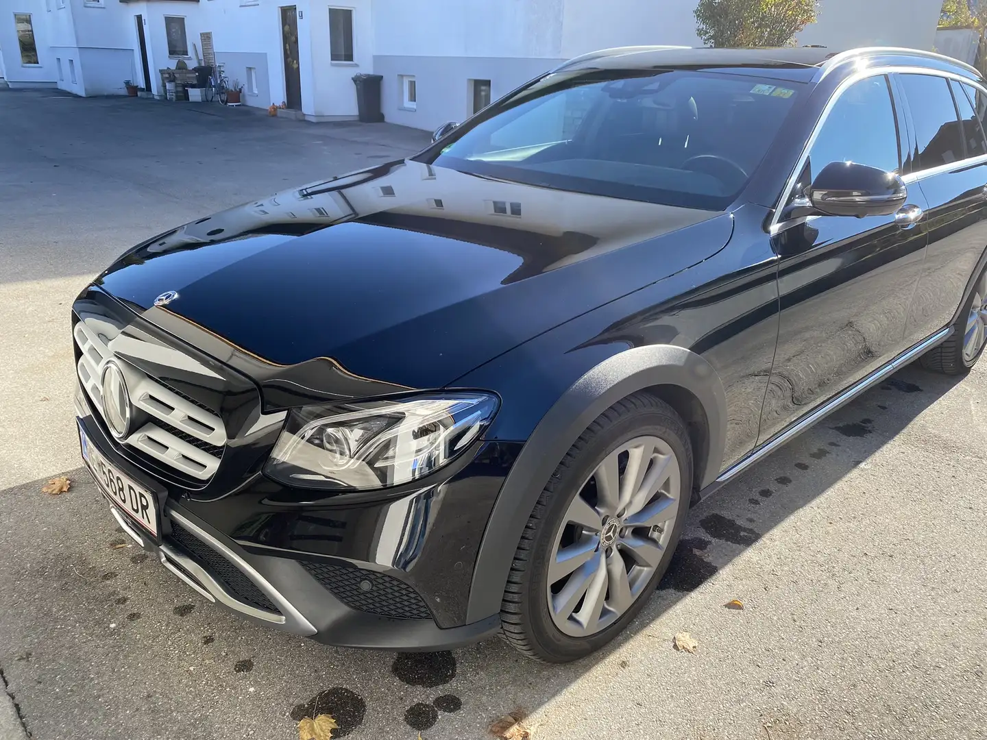 Mercedes-Benz E 220 E 220 d T All-Terrain 4MATIC Zustand top Pickerl n Schwarz - 1