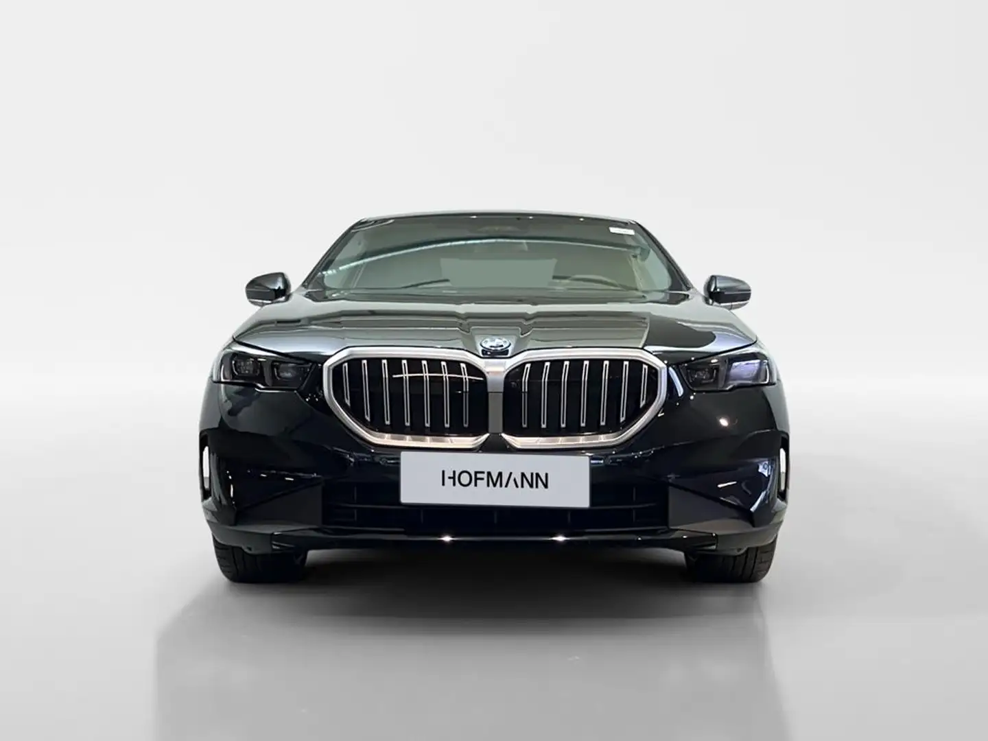 BMW 550 Black - 2