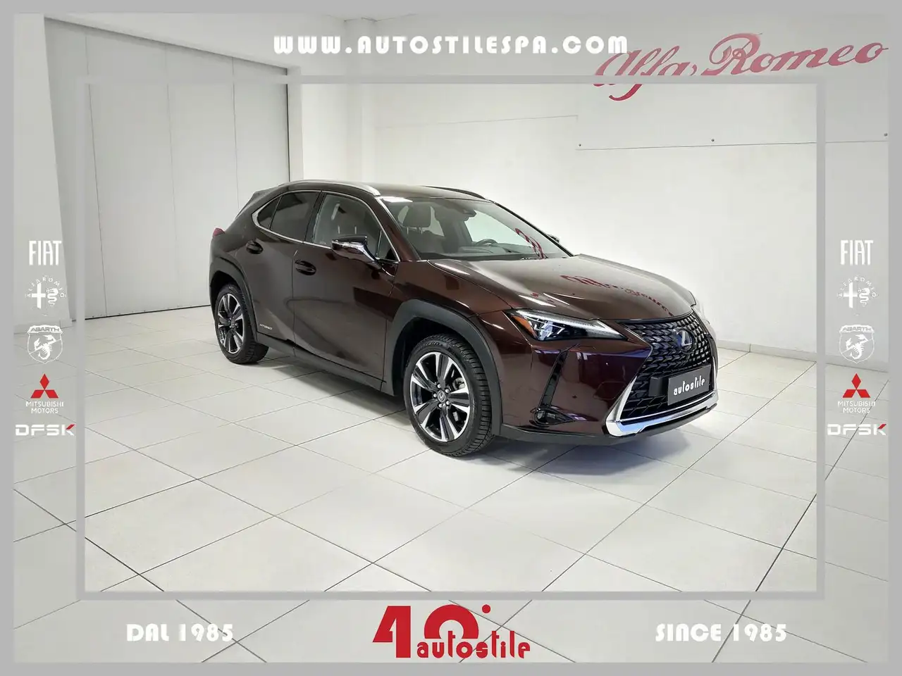 Lexus UX 250h Hybrid Luxury 4WD — миниатюра 1