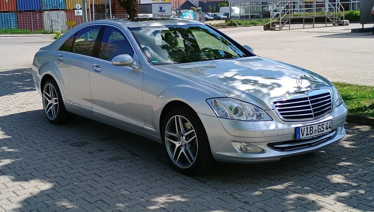 Mercedes-Benz S 550