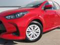 Toyota Yaris - 1,0 l Benzin, 5-türig Active Rosso - thumbnail 2