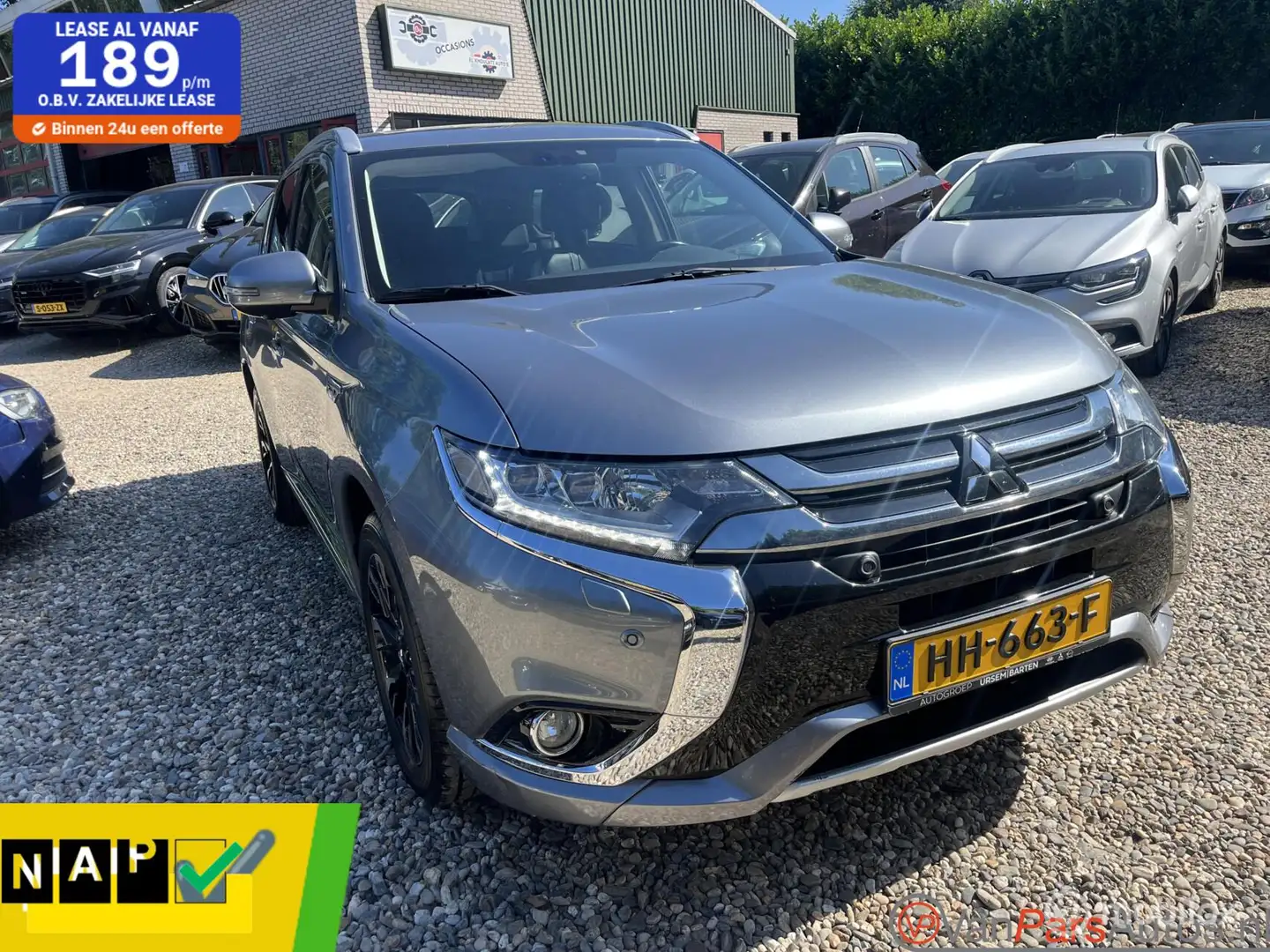 Mitsubishi Outlander 2.0 PHEV instyle+Dealer onderhouden Gris - 1