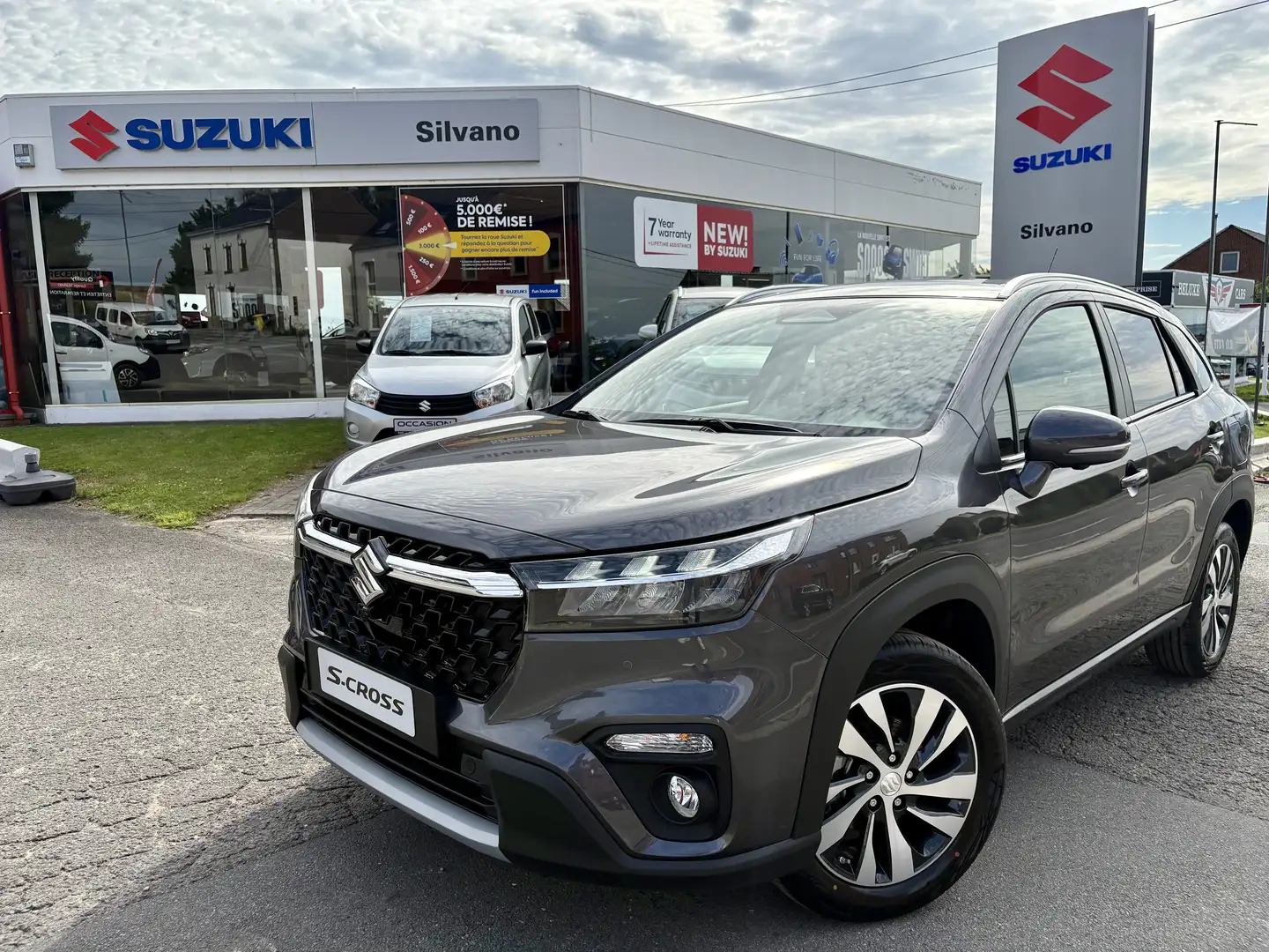 Suzuki S-Cross 1.4 Turbo MHEV 48V GLX SP - NEUF / STOCK Grijs - 1