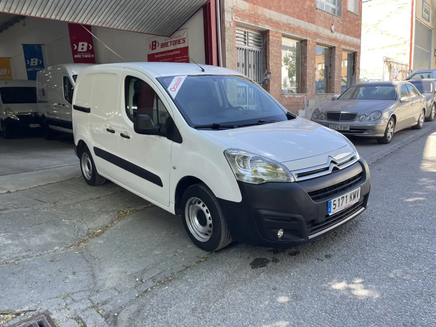 Citroen Berlingo Furgón 1.6BlueHDi 100 Blanco - 2