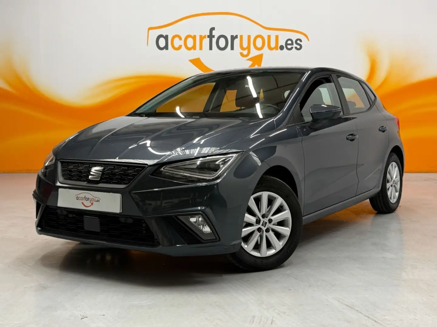 SEAT Ibiza 1.0 TSI S&S Style XM 110 Gris - 1