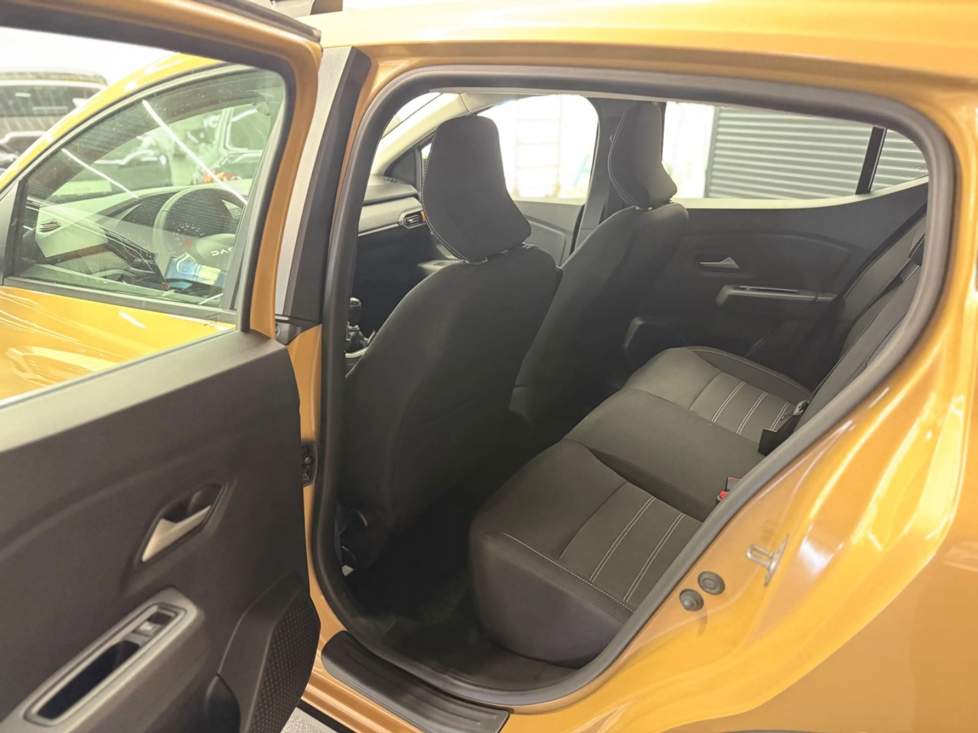 Dacia Sandero III 1.0 TCe Stepway LED CarPlay PDC — photo 15