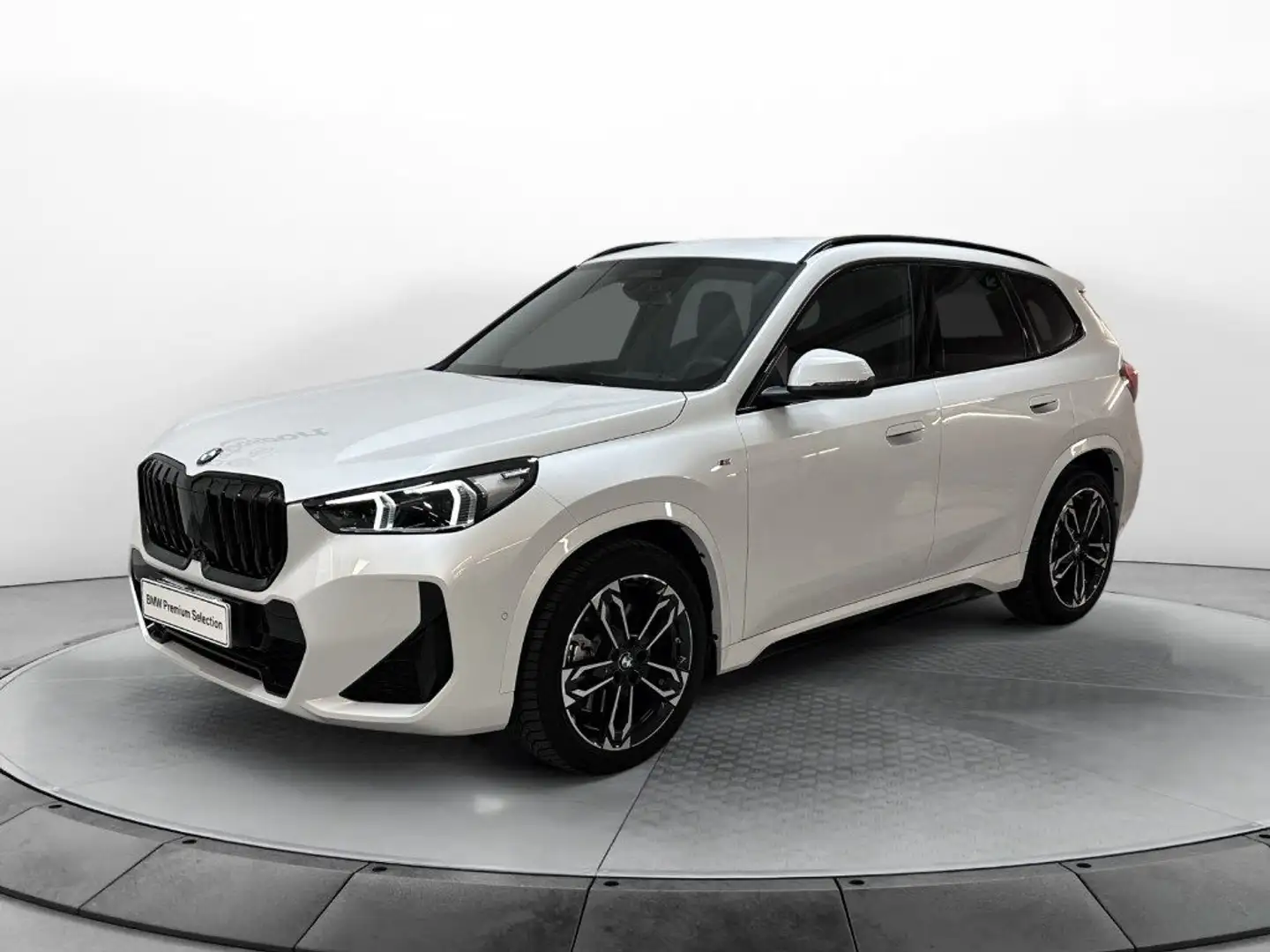 BMW X1 xDrive23d 48v MSport Blanc - 1