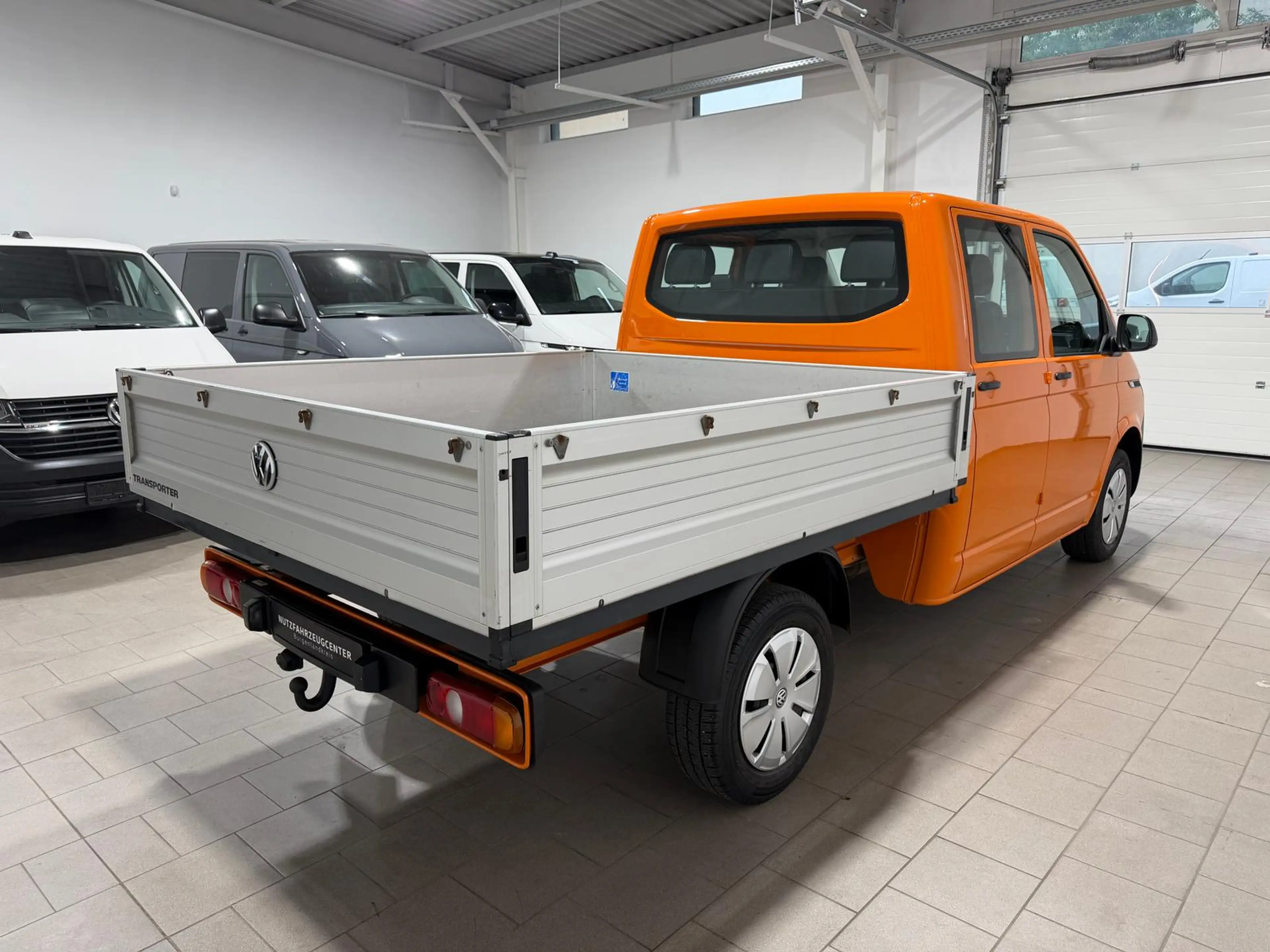 Volkswagen T6.1 Transporter T6.1 Pritsche-Doka (6-Si.),Klima,Radio,AHK — photo 3