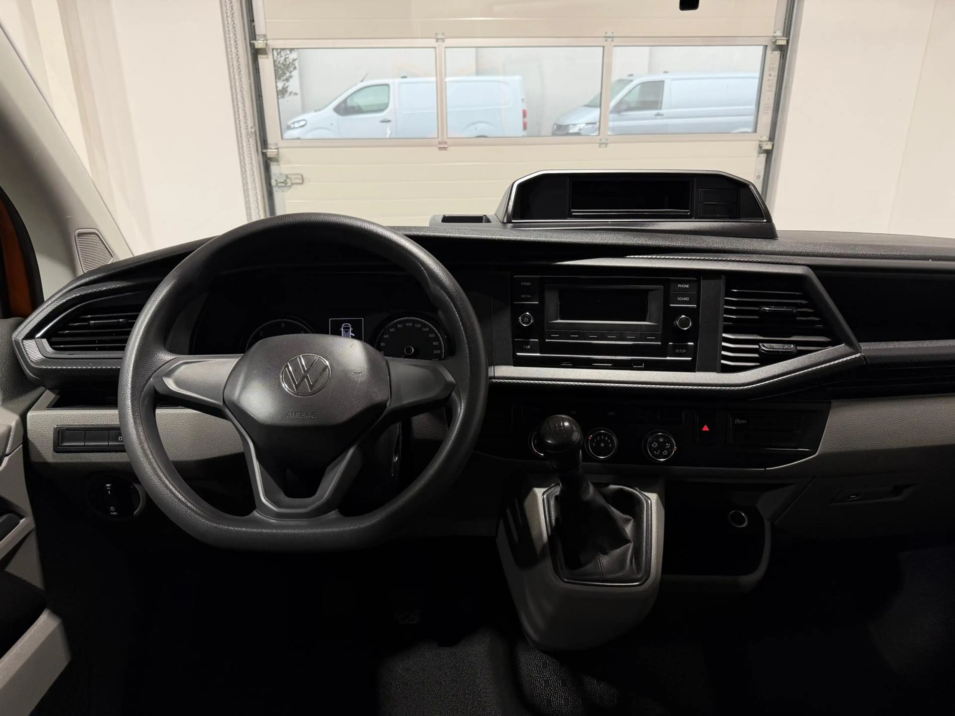 Volkswagen T6.1 Transporter T6.1 Pritsche-Doka (6-Si.),Klima,Radio,AHK — photo 10