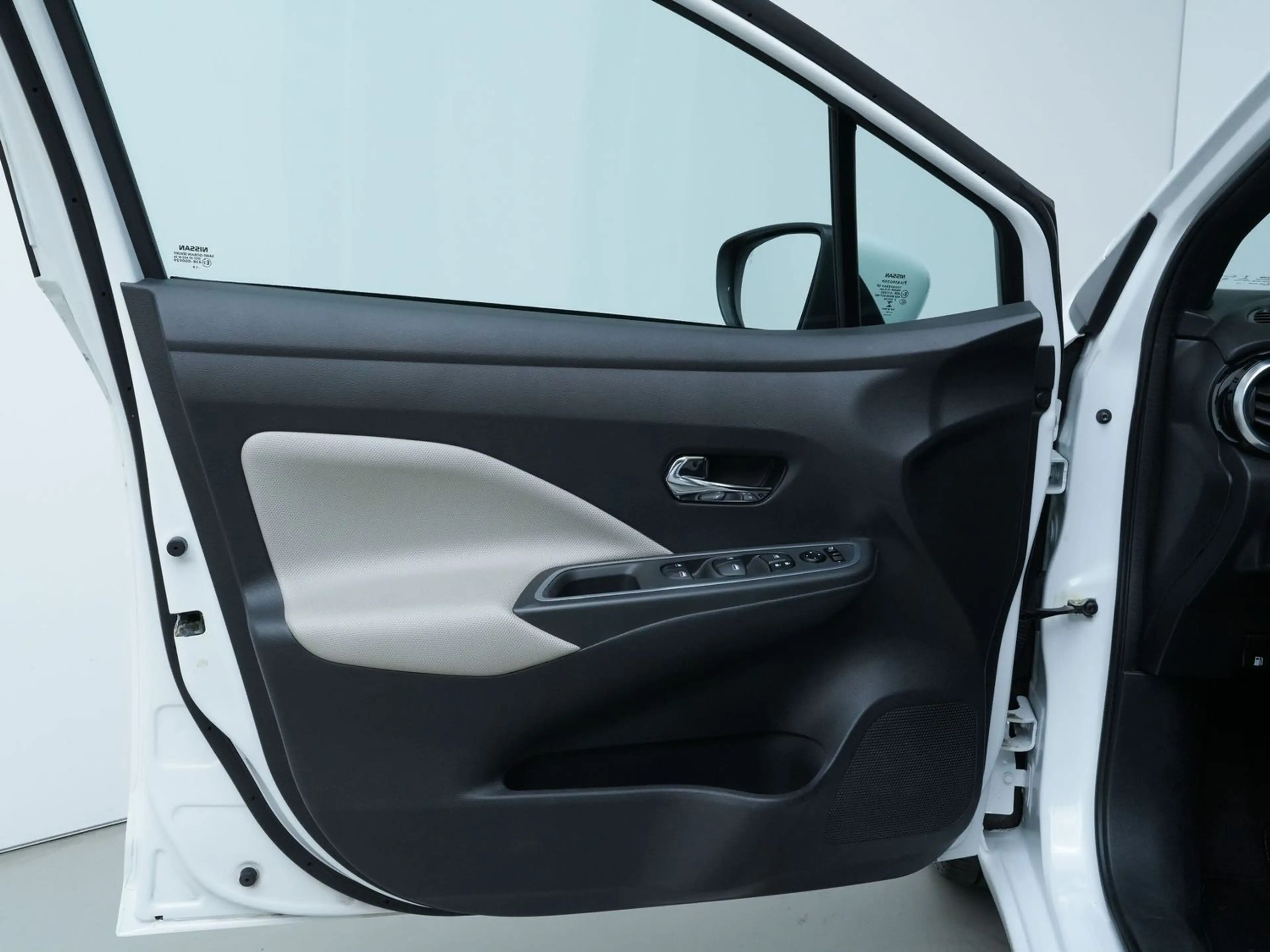 Nissan Micra Tekna*SPURH*BOSE*AUTOMATIK*360* — photo 11