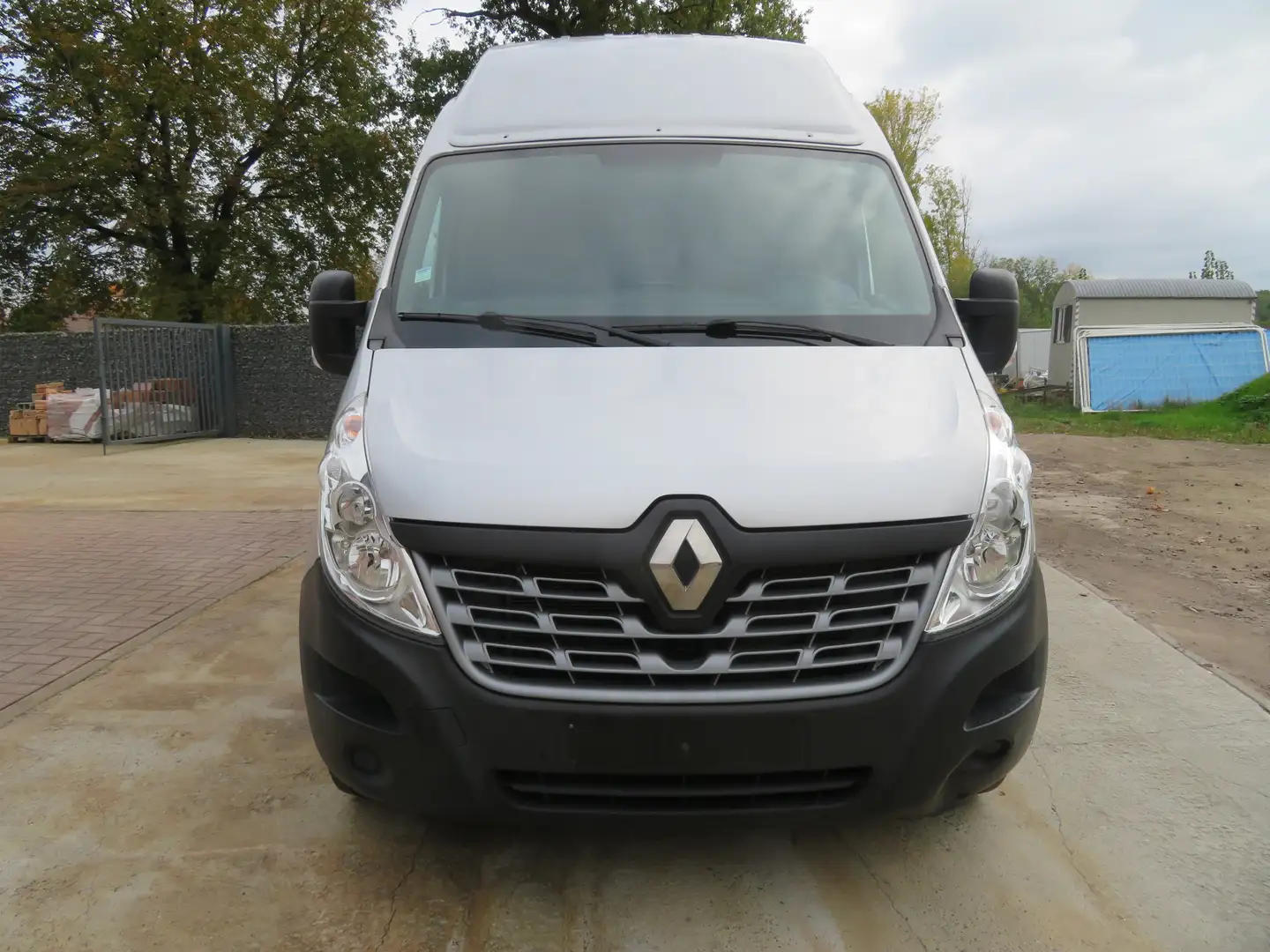 Renault Master 2.3dCi Grand Confort - L3H3 - laadklep Zilver - 2