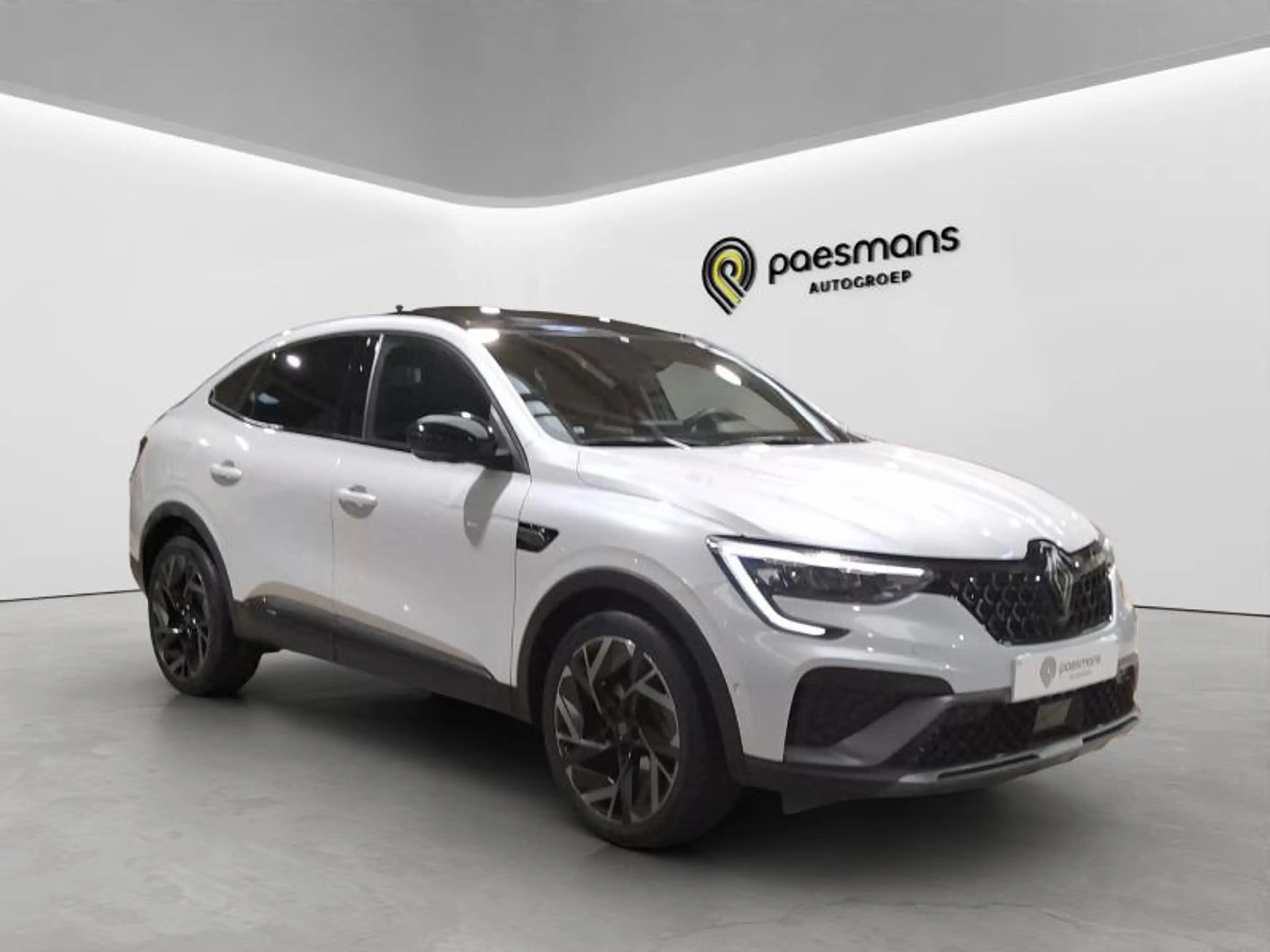 Renault Arkana Esprit Alpine Mild Hybrid 160 EDC — photo 3