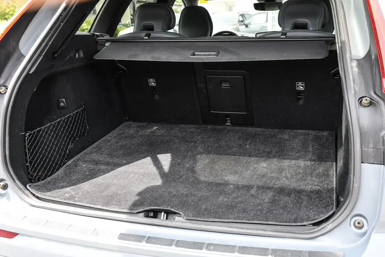 Volvo XC60 снимка Volvo XC60