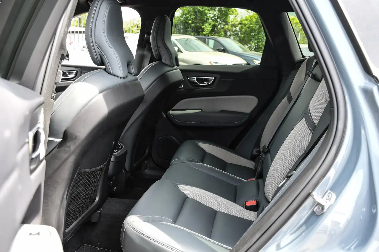 Volvo XC60 снимка Volvo XC60