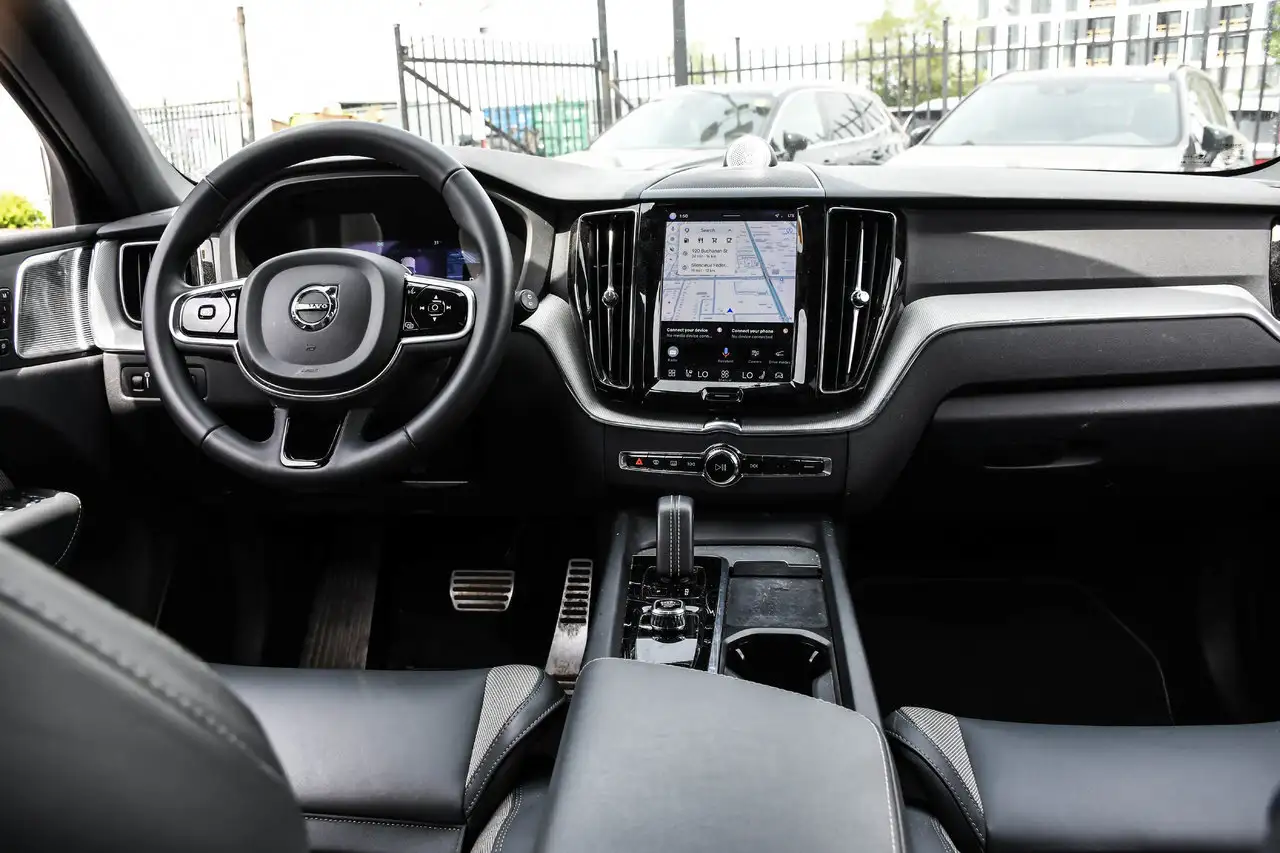 Volvo XC60 снимка Volvo XC60