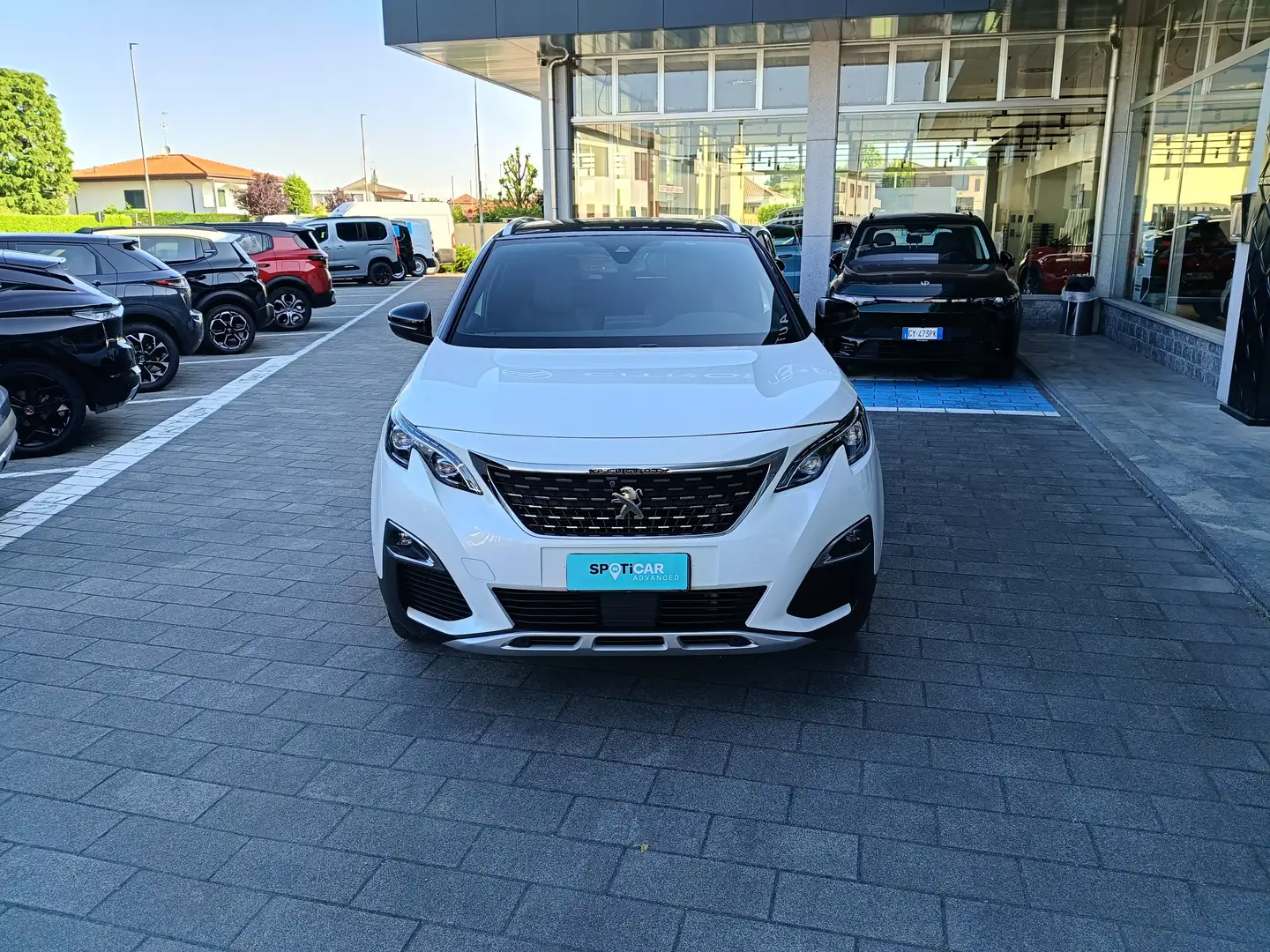Peugeot 3008 1.2 PureTech 13cv GT LINE Usato Garantito Bianco - 2