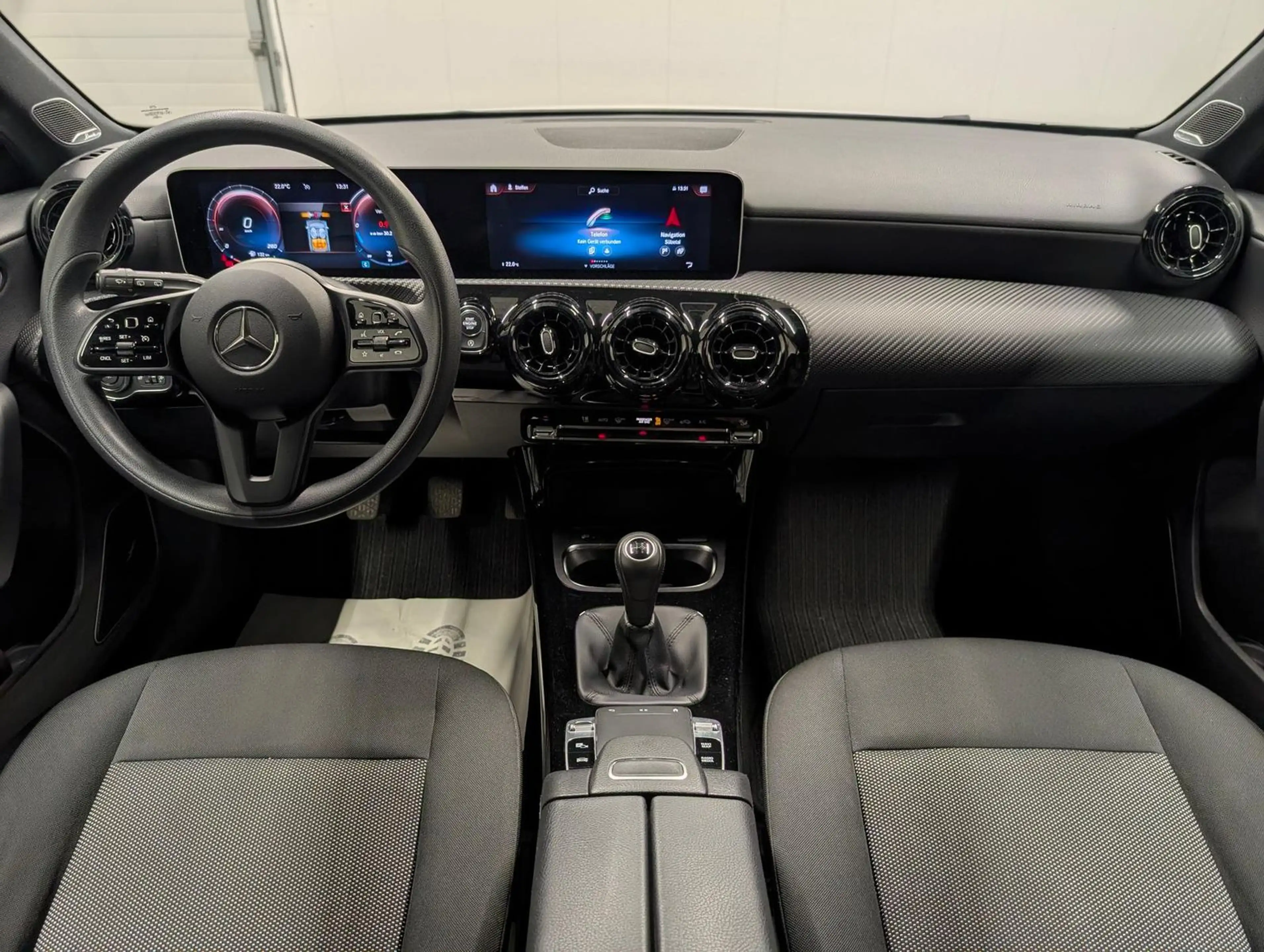 Mercedes-Benz A 180 d Navi-MBUX/SHZ/Burmester/Tempomat/VirCo — photo 12