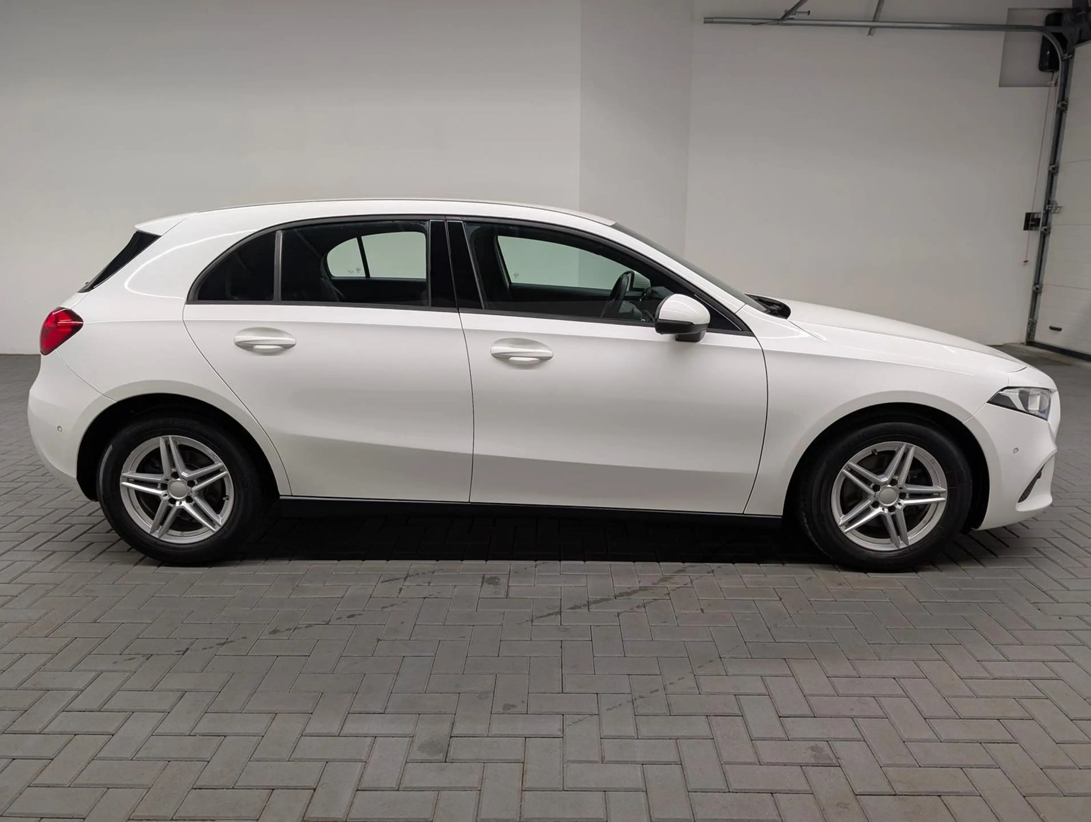 Mercedes-Benz A 180 d Navi-MBUX/SHZ/Burmester/Tempomat/VirCo — photo 5