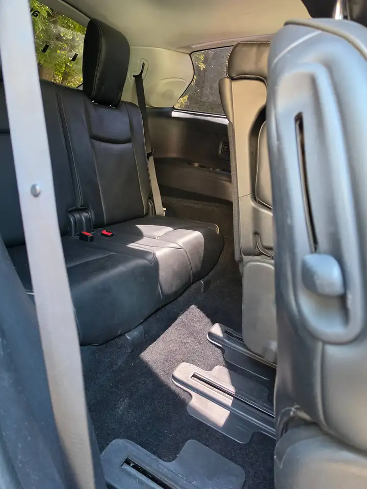 Infiniti QX60 снимка Infiniti QX60