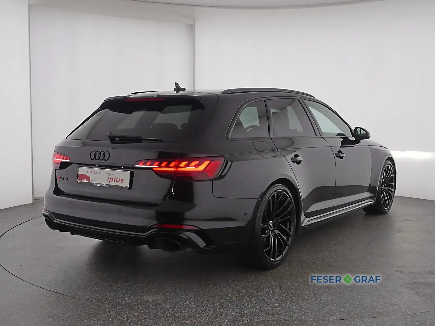 Audi RS4 Avant quattro tiptr. LED/B&O/PANO/ACC/360° Schwarz - 2